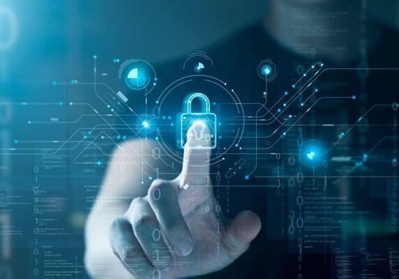 YAk-staty-fahivtsem-z-kiberbezpeky-