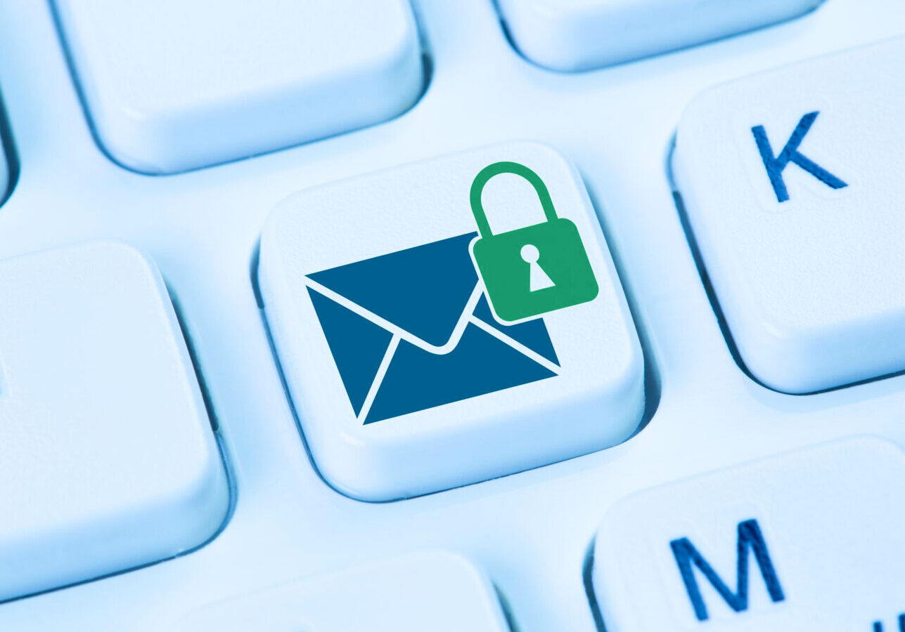 sifrovani_emailu-1350x900-c